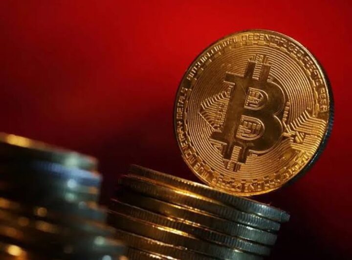 Bitcoin Tops $120K Amid Record ETF Inflows